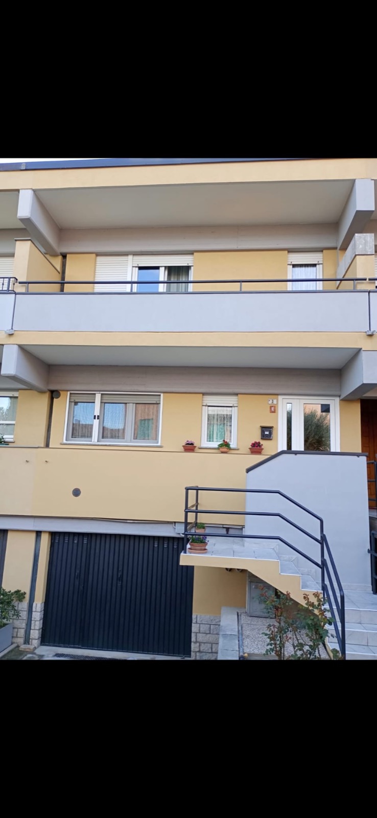 Facciata residenziale Senigallia